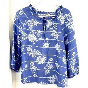 Como Blu Blue and White Floral Blouse Sz S 3/4 Sleeve EUC Great for Spring //